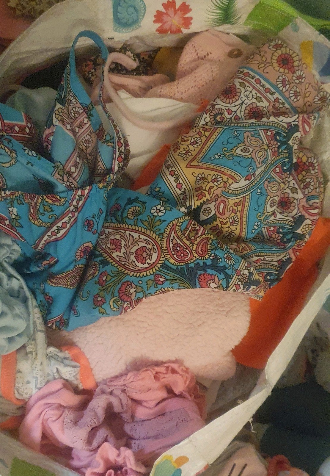 Grote tas met babykleding (broeken, truien, etc.), Ophalen, Gebruikt