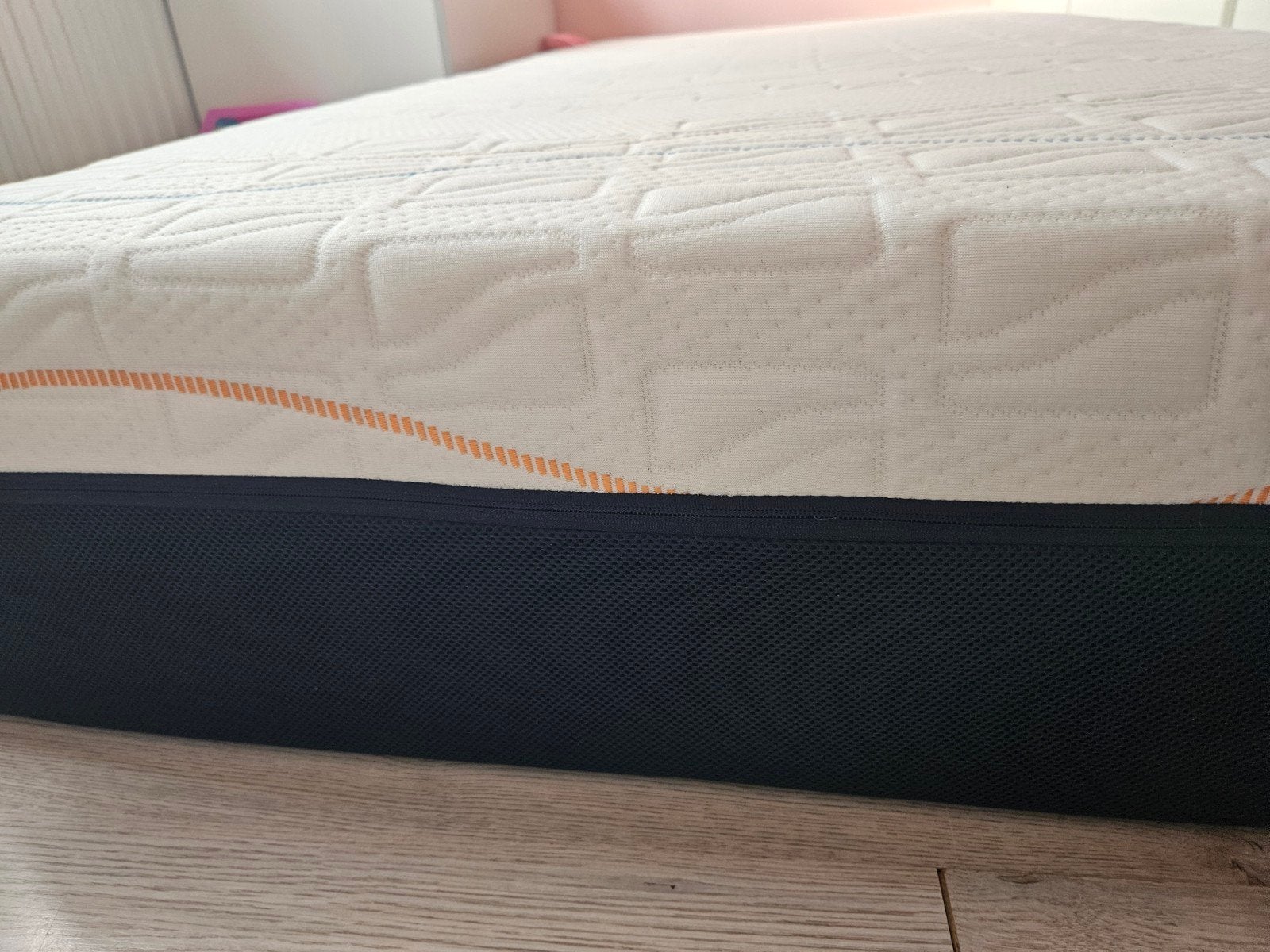M line Slow Motion 6 Limited Edition matras. Nog als nieuw., Huis en Inrichting, Slaapkamer | Matrassen en Bedbodems, Gebruikt