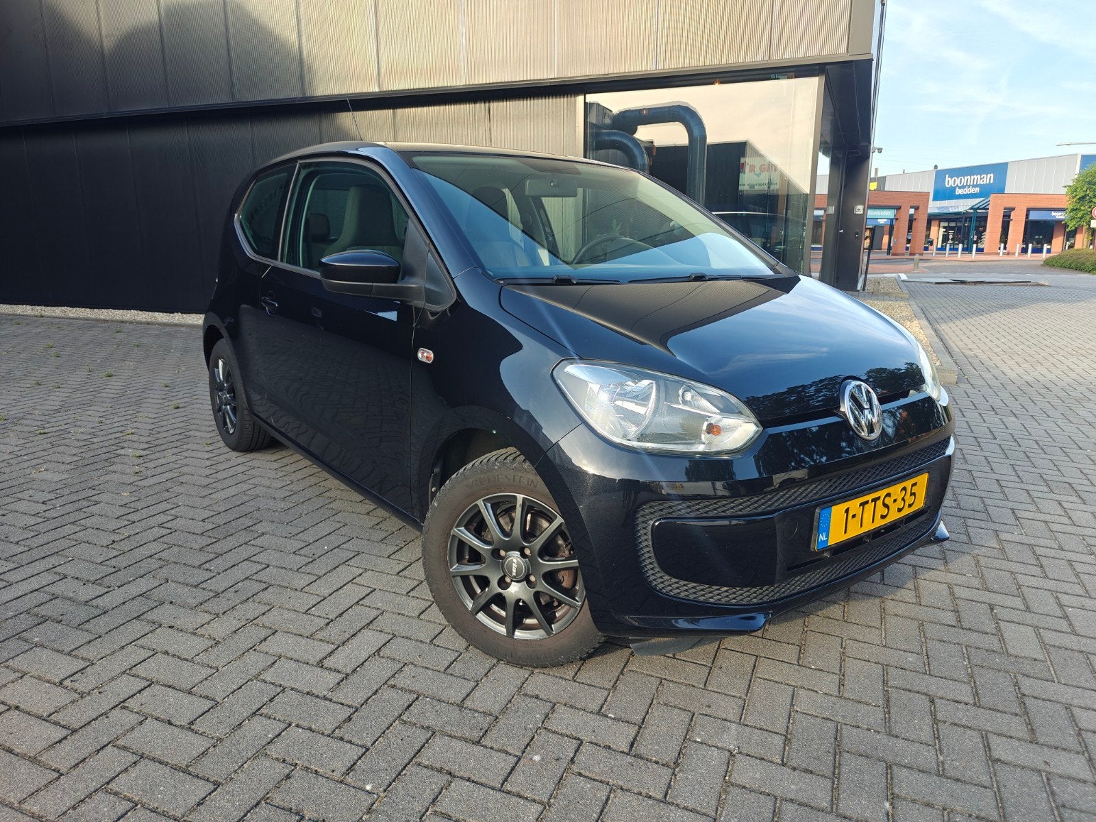 Volkswagen up! 1.0 55KW/75PK 3-DRS 2012 Zwart, Auto's, Euro 5, Stof, 74 pk, Up!