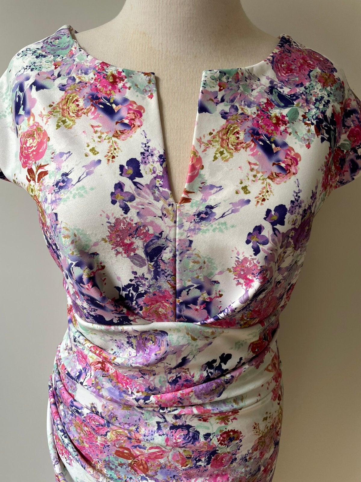 Diva Catwalk gebloemde witte jurk maat M (valt als S/M), Kleding | Dames, Maat 38/40 (M), Meerkleurig, Nieuw, Ophalen of Verzenden
