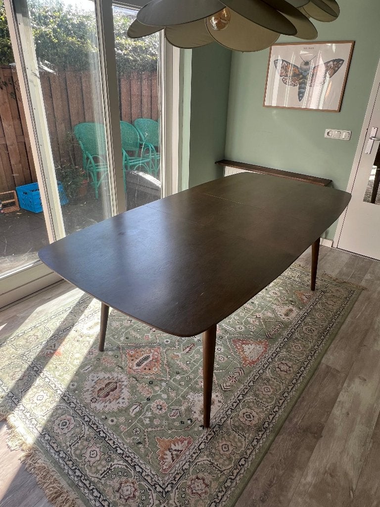 Uitschuifbare eettafel 160/205  100 cm – donker walnoot