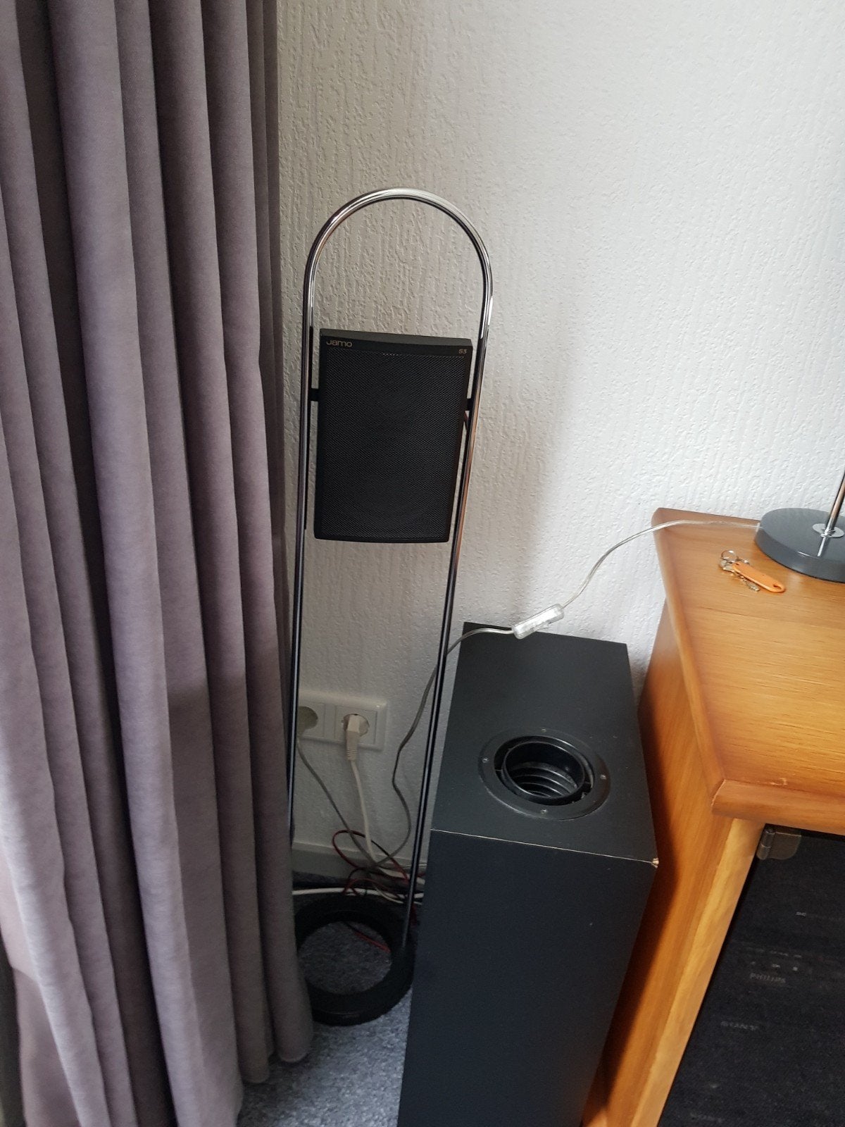Jamo S 3 luidsprekers op standaard en subwoofer, Ophalen, Gebruikt, Subwoofer, Jamo