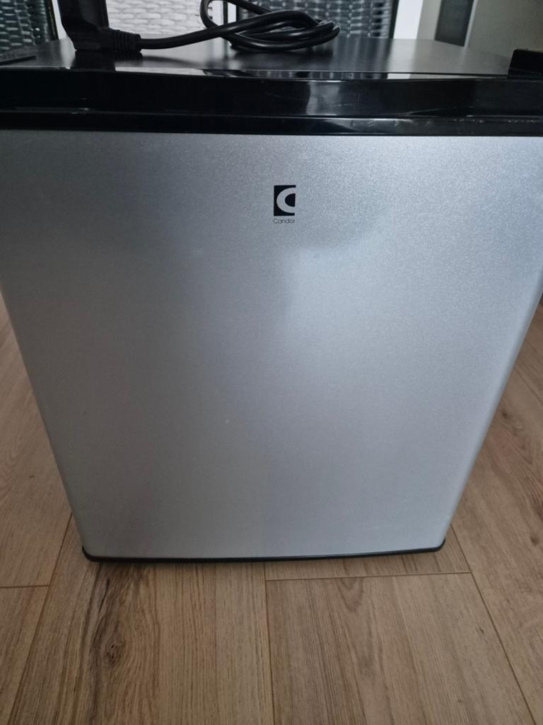Candor mini koelkast CR-40A, Ophalen, Minder dan 75 liter, Zonder vriesvak, Gebruikt