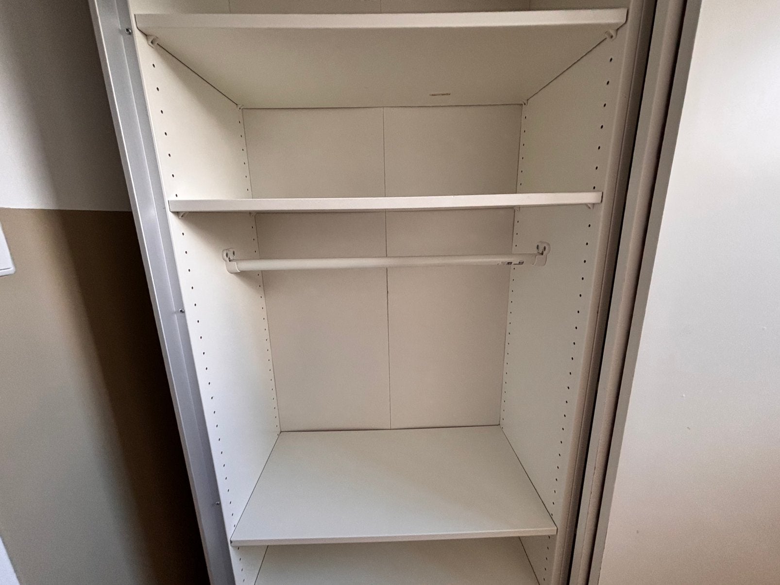 Hang/legkast, Ophalen, Overige materialen, Gebruikt, 100 tot 150 cm