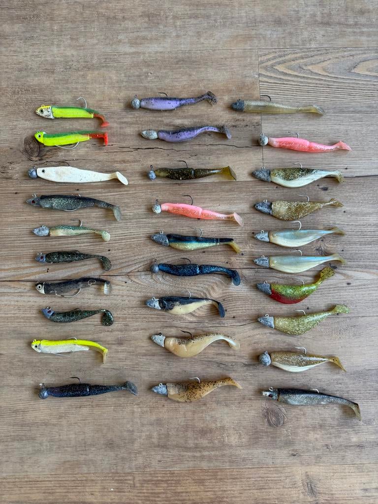 30 shads inclusief loodkopjes in diverse kleuren, Watersport en Boten, Ophalen of Verzenden, Zo goed als nieuw, Overige typen