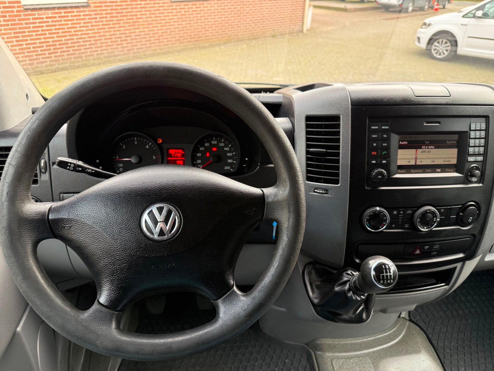 Volkswagen Crafter 2.0 TDI 3500KG euro 6 L2H2 MARGE airco cr, Auto's, Achterwielaandrijving, Gebruikt, Euro 6, 4 cilinders