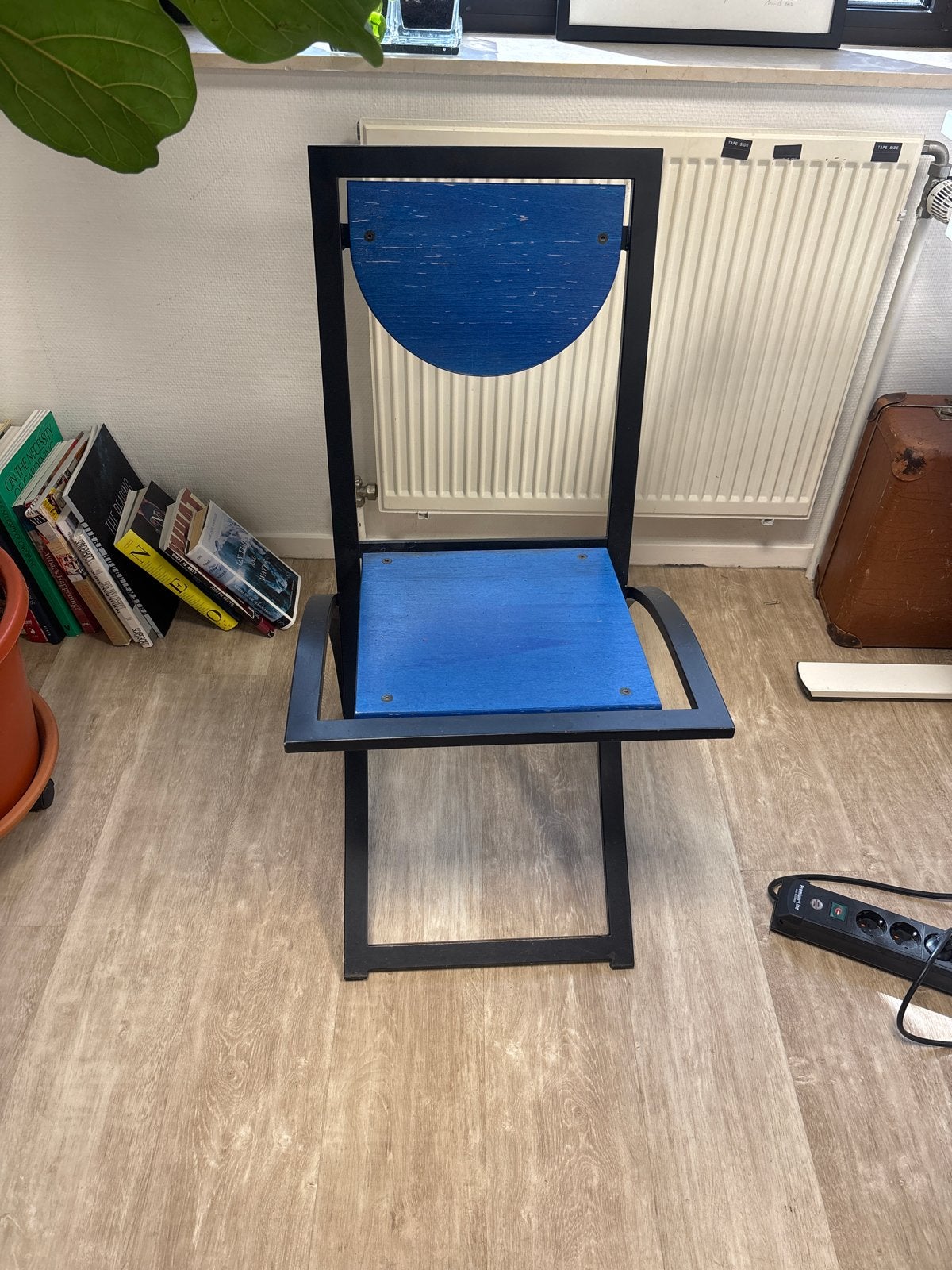Unieke blauw-zwarte stoel KFF Sinus - Modern design, Huis en Inrichting, Stoelen, Gebruikt, Blauw, Ophalen of Verzenden, Eén