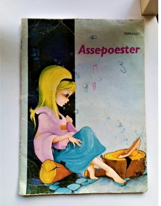 vintage Assepoester -Perault-Vanderhout *1960*, Boeken, Ophalen of Verzenden, Gelezen, Perault