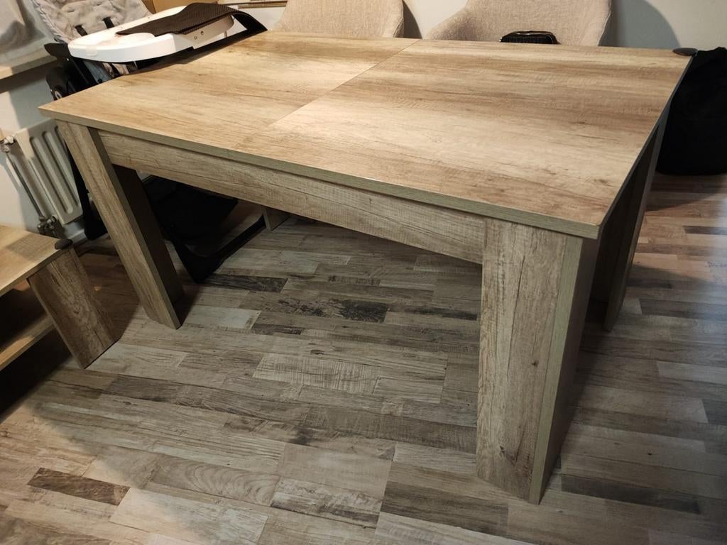 Houten eettafel - uitschuifbaar, Gebruikt, 100 tot 150 cm, Modern, Vier personen
