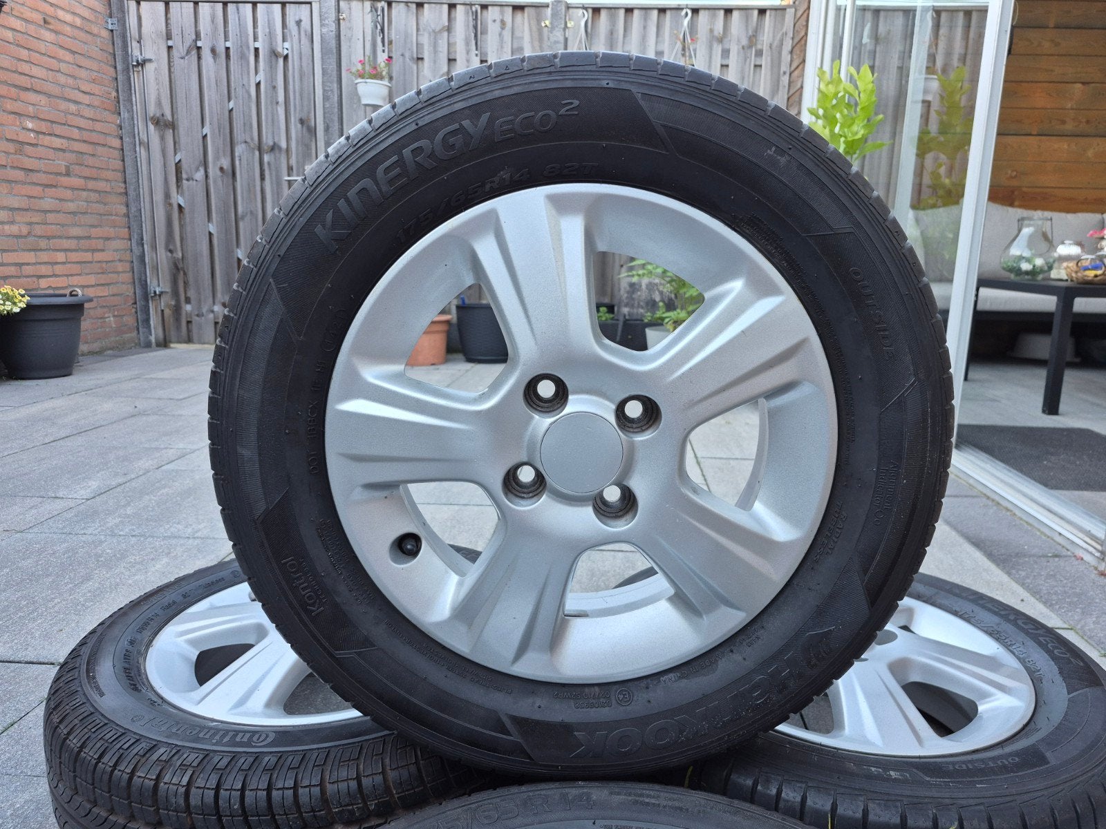 Te koop Toyota Aygo velgen 175 65 14 inch., Auto-onderdelen, Ophalen, 14 inch, Gebruikt, 175 mm