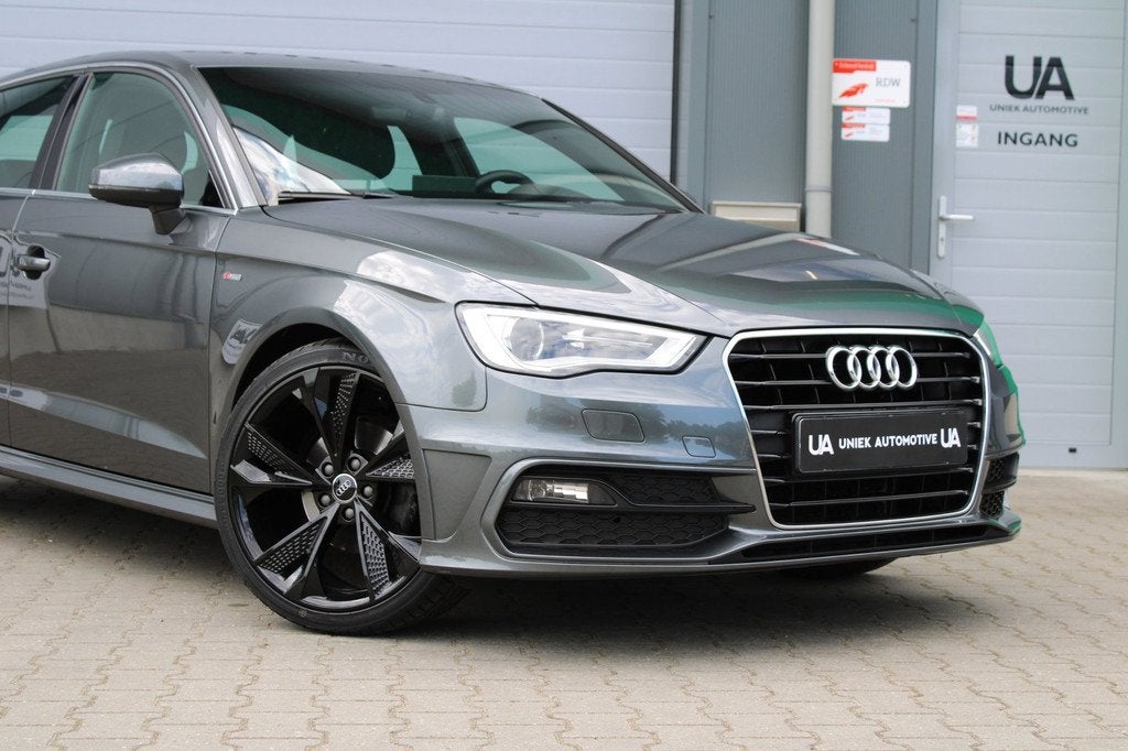 Audi A3 Sportback 1.4 TFSI CoD ADRENALIN SPORT | S-LINE | DA, Auto's, Audi, Gebruikt, 4 cilinders, 150 pk, 1210 kg