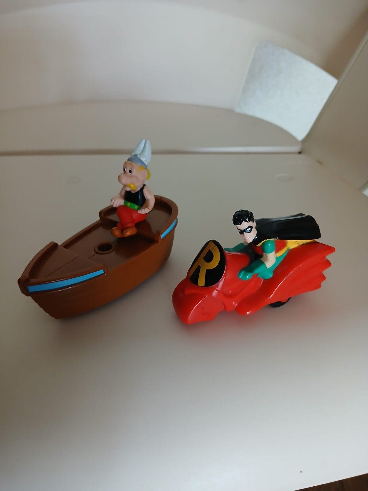 Twee Mac Donalds Figuurtjes Asterix en Robin, Ophalen of Verzenden, Gebruikt