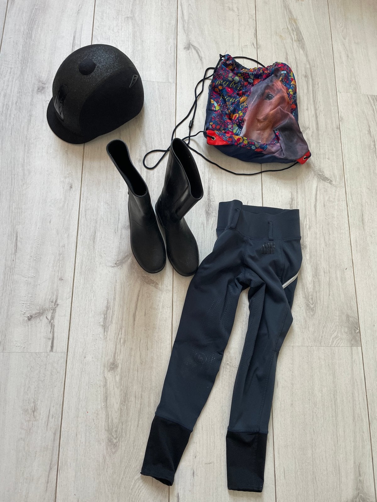 Leuke set paardrijden, Dieren en Toebehoren, Paardrijkleding, Ophalen of Verzenden, Dressuur