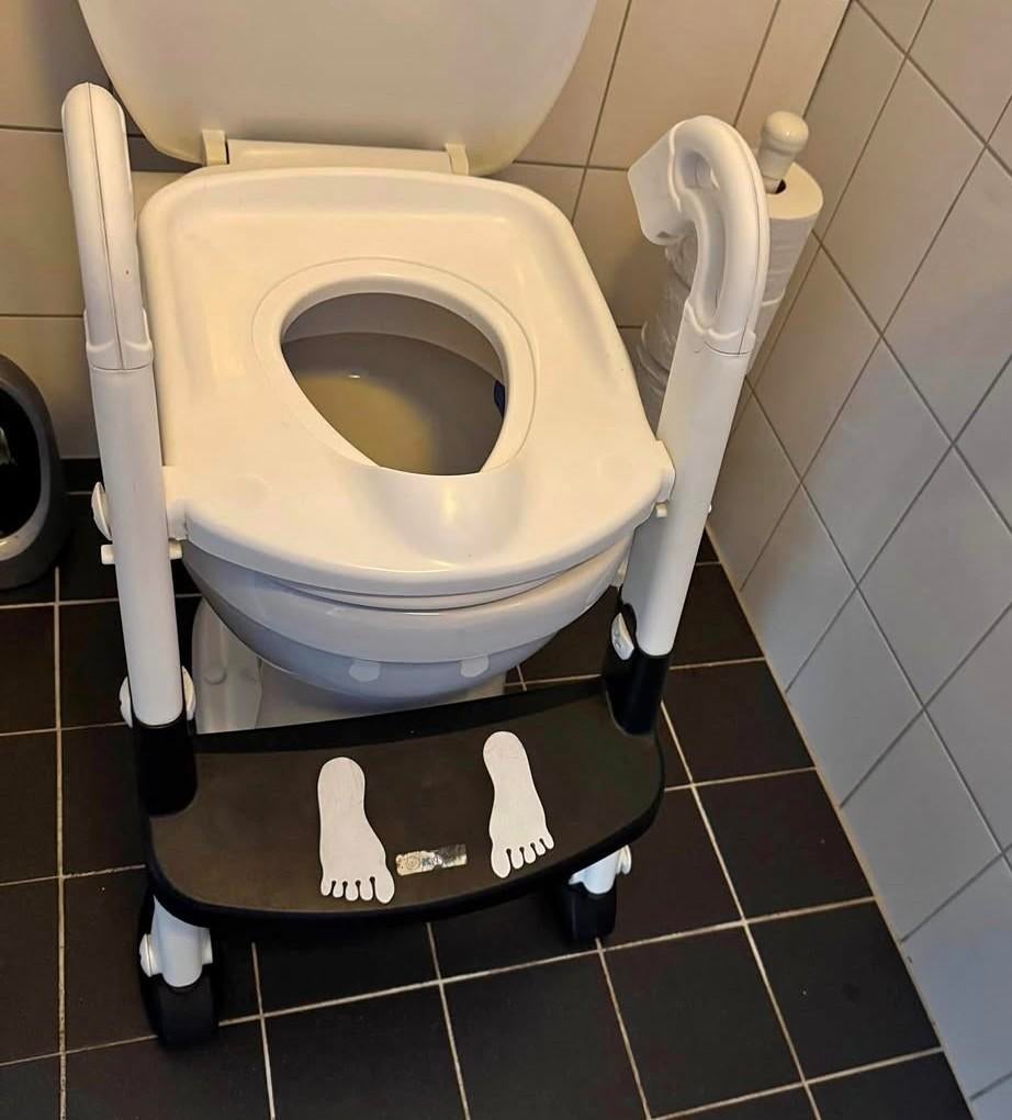 Wc verkleiner met opstap en potje, Ophalen