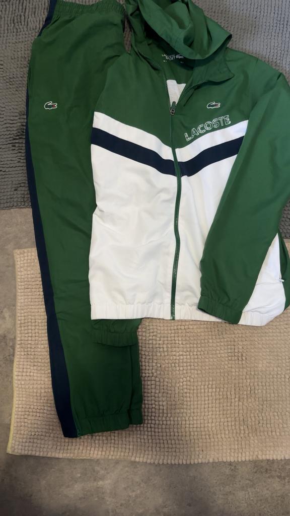Lacoste traingspak (ruilen), Ophalen, Zo goed als nieuw, Maat 46 (S) of kleiner