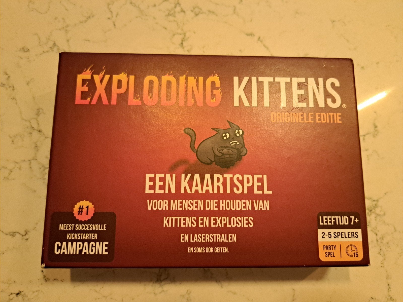 Exploding Kittens - Originele Editie Kaartspel, Vijf spelers of meer, Ophalen of Verzenden, Zo goed als nieuw, Exploding Kittens
