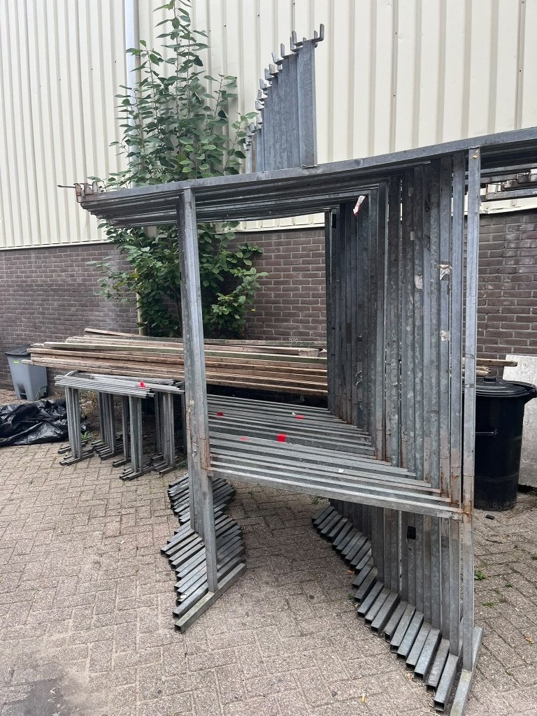 Marktkramen 25x 4 meter met gekleurde steep doeken, Hobby en Vrije tijd, Ophalen of Verzenden, Gebruikt, Overige