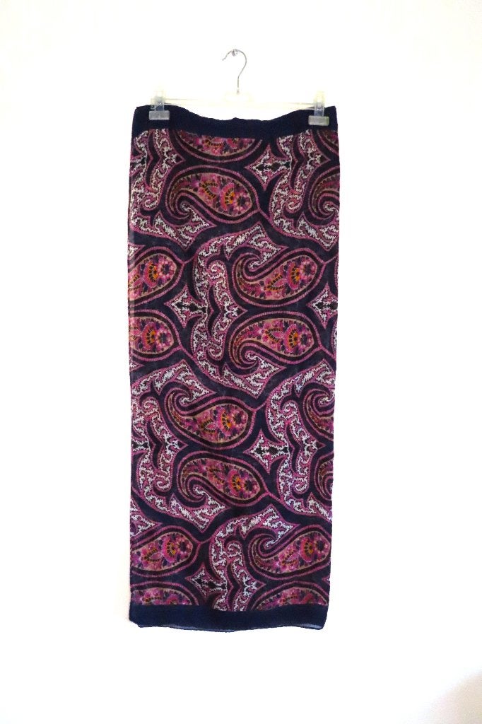 Donkerblauwe sjaal met paisley- en bloemenprint (4207), Ophalen of Verzenden, Zo goed als nieuw, Maat 46/48 (XL) of groter, Sjaal
