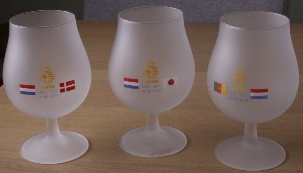 3 WK voetbal glazen 2010 Ned – Jap, Ned – Den, Kam - Ned, Verzamelen, Sportartikelen en Voetbal, Ophalen of Verzenden, Nieuw, Feyenoord