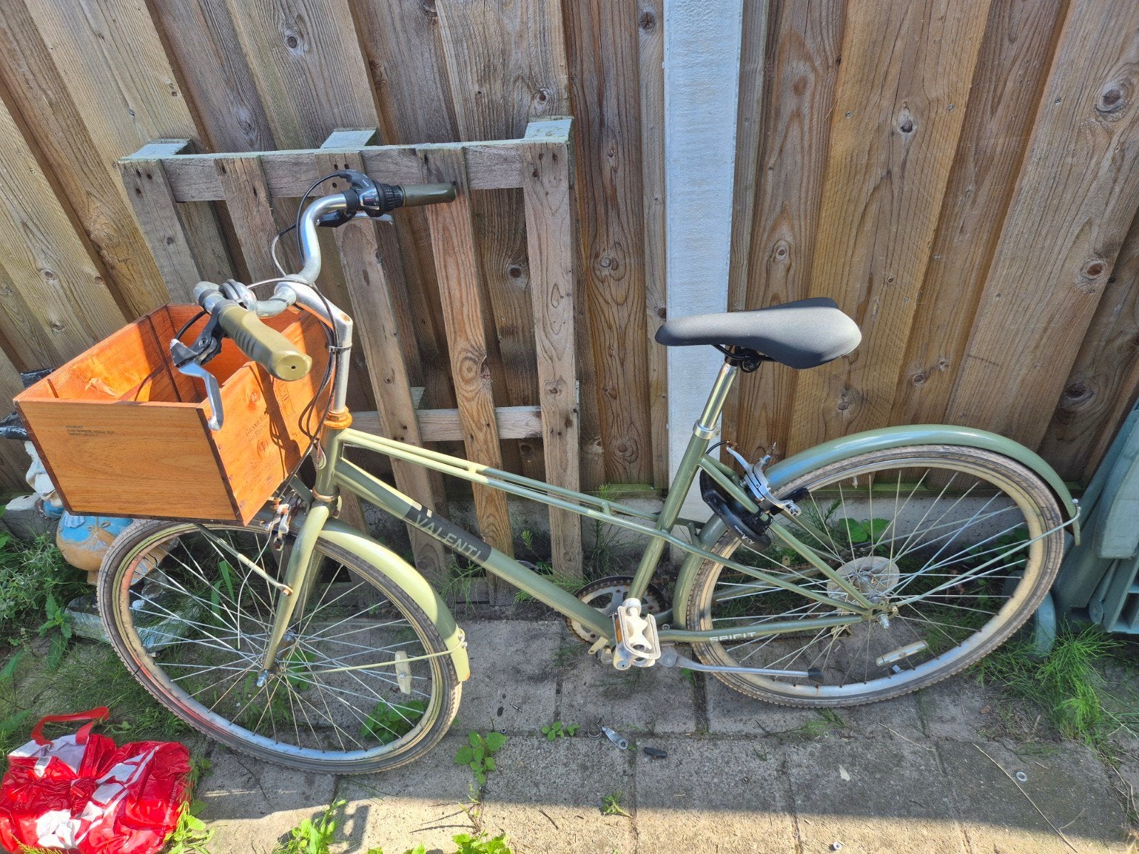 Valenti fiets met versnellingen, Fietsen en Brommers, Fietsen | Dames | Damesfietsen, Overige merken, Gebruikt, Velgrem, Versnellingen