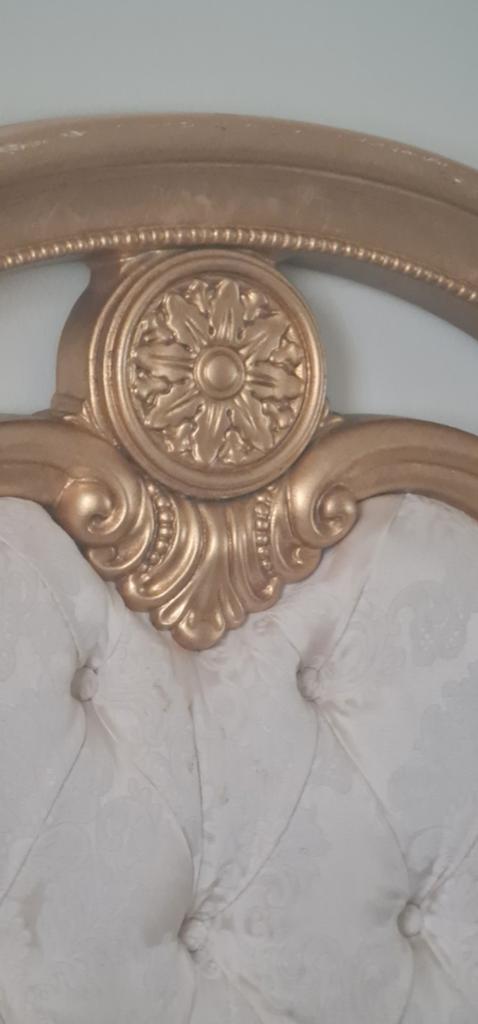 Italiaanse design bed, Doe-het-zelf en Verbouw, 30 tot 80 cm, Radiator, Ophalen of Verzenden, Zo goed als nieuw