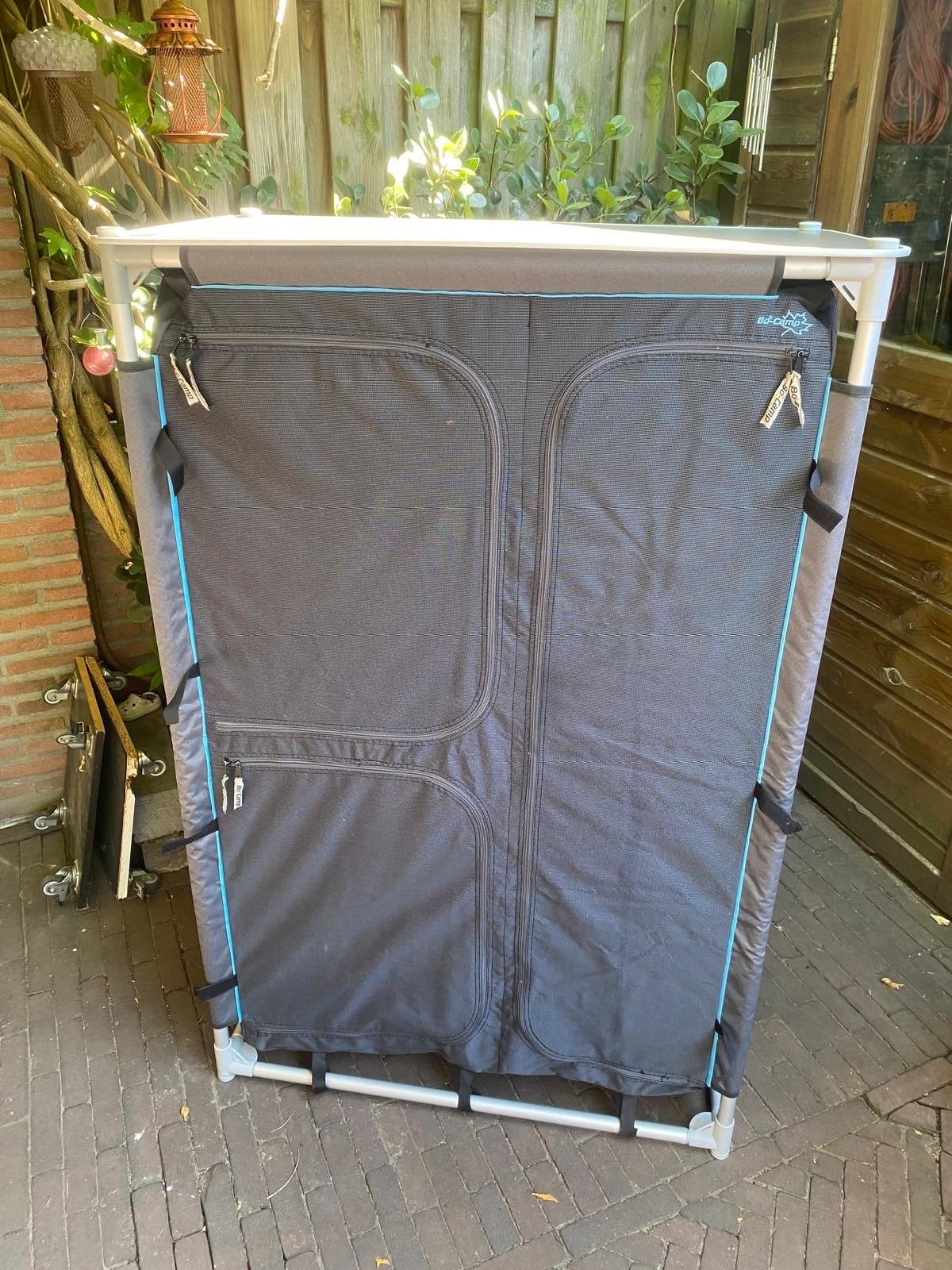 Grote Base Camp campingkast met 6 vakken, Ophalen, Gebruikt