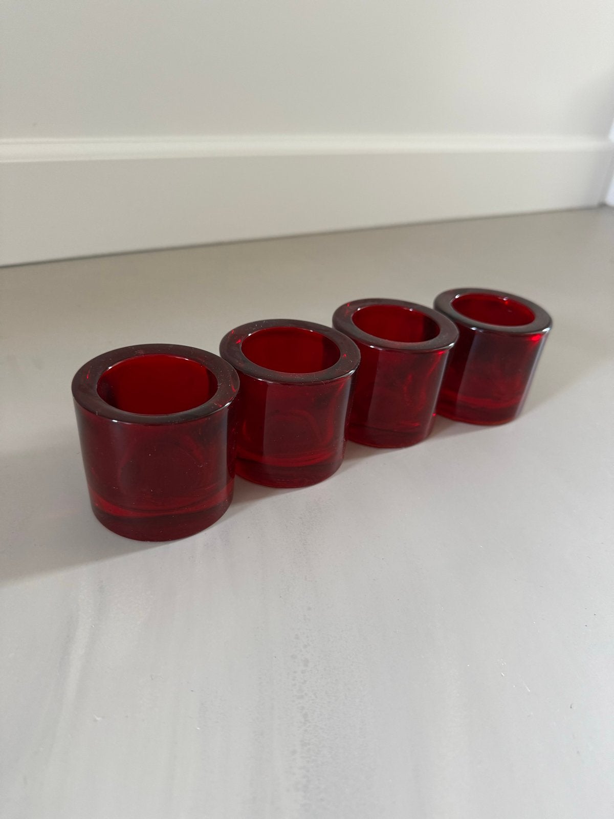 Iittala Marimekko Kivi waxinelichthouders - 4 stuks rood, Ophalen of Verzenden, Zo goed als nieuw, Scandinavisch, Glas