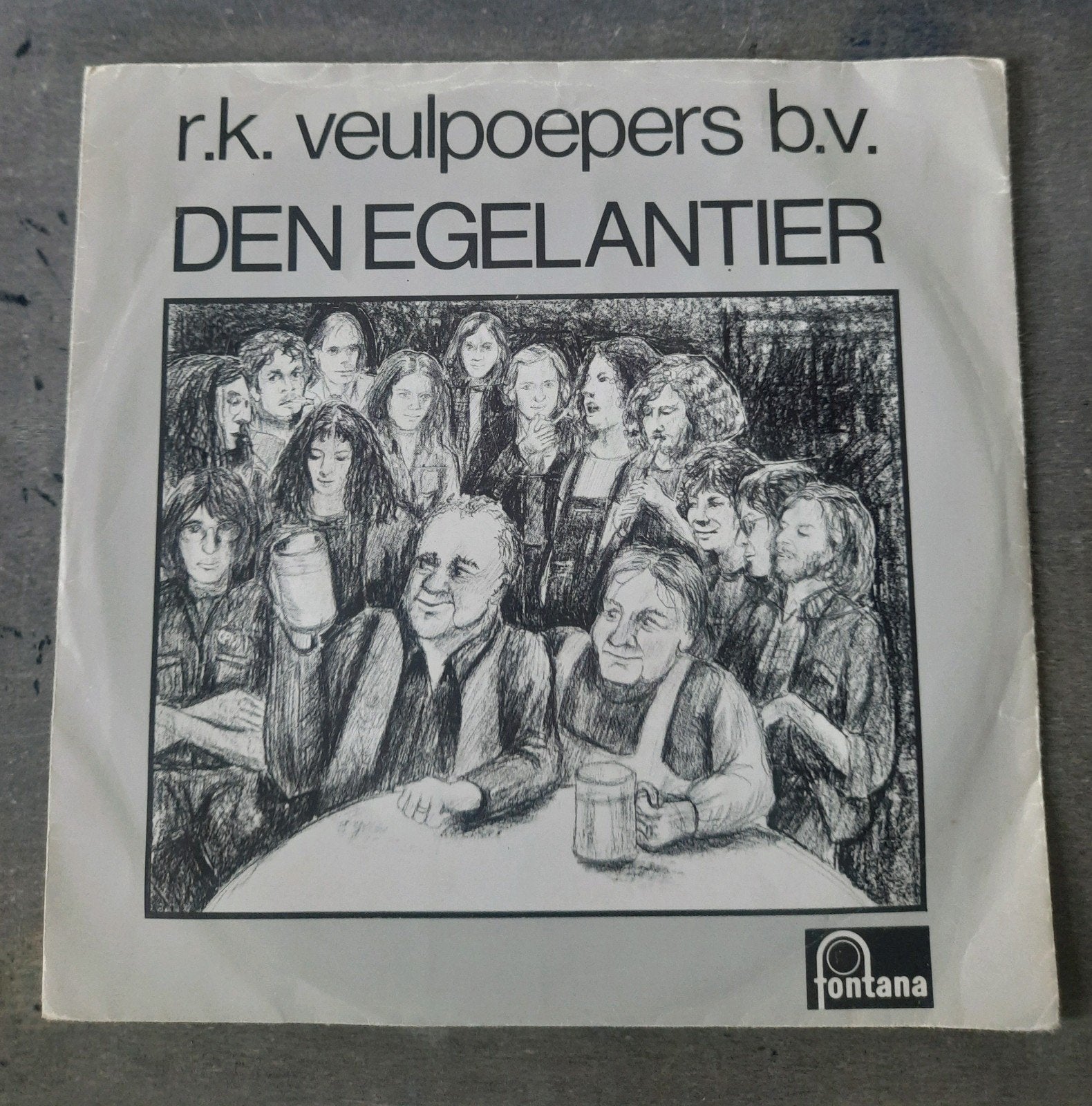 R.K Veulpoepers B.V - Den Egelantier, Ophalen of Verzenden, Zo goed als nieuw, Pop