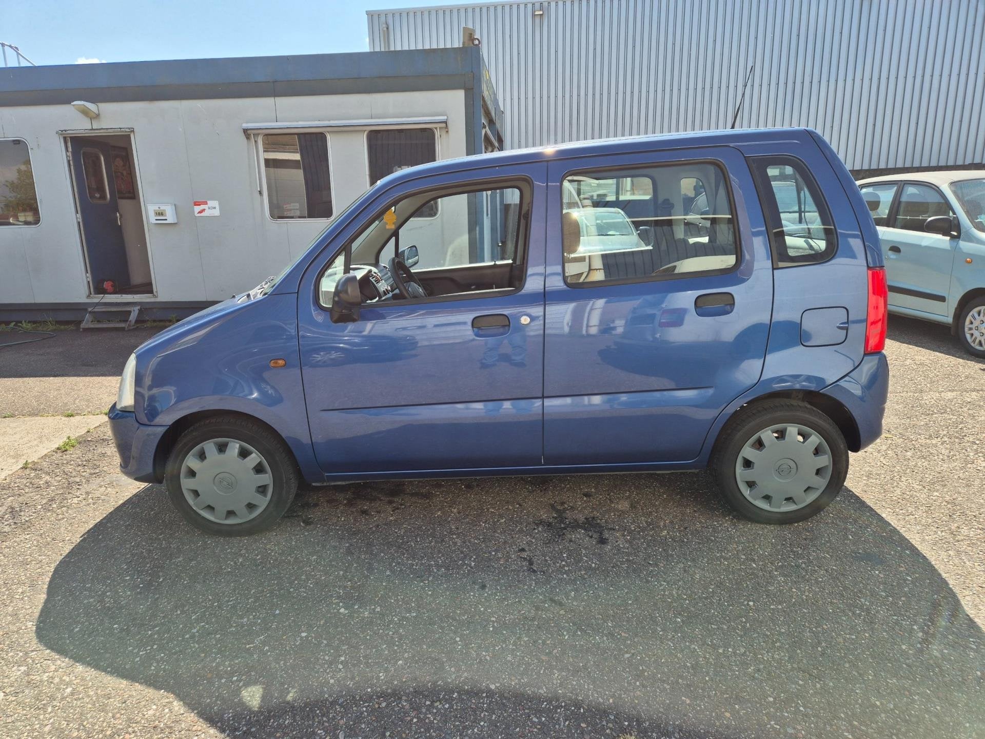 Opel Agila 1.0-12V Essentia, mooie auto, apk tot 6-6-2027, Voorwielaandrijving, Stof, Gebruikt, Origineel Nederlands