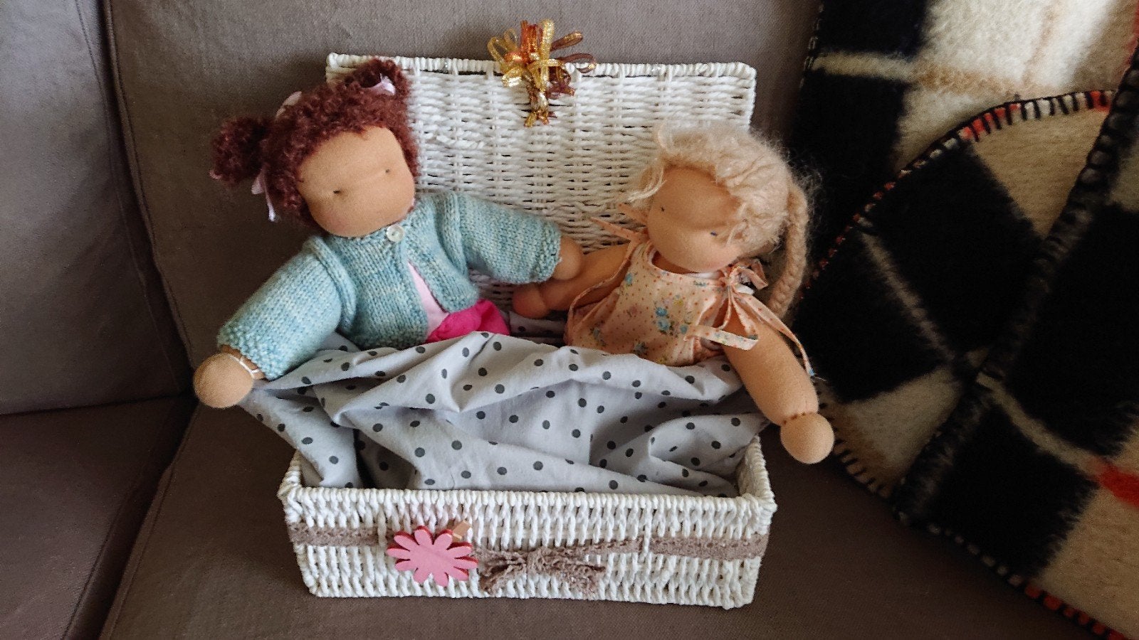 Twee lieve Zonnekinderpoppen Antroposofische Waldorfpopjes, Ophalen of Verzenden, Meerdere media