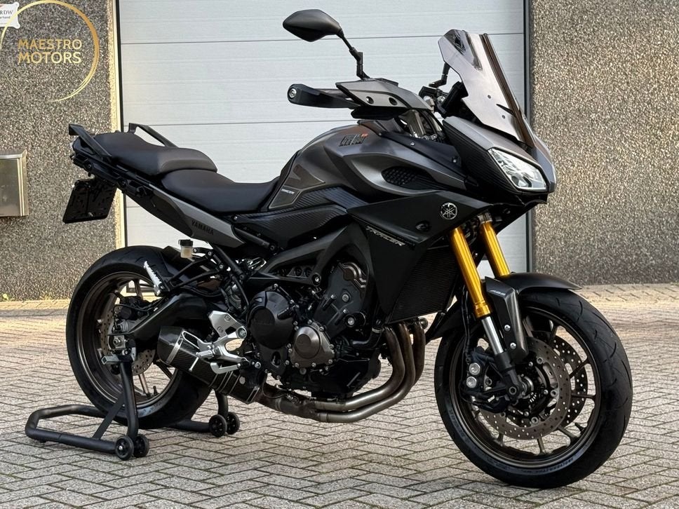 YAMAHA MT09 Tracer ABS Termignoni BOMVOL - DIKSTE van NL !!, Motoren, 4 cilinders, Motorrijbewijs A, Bedrijf, Onbekend