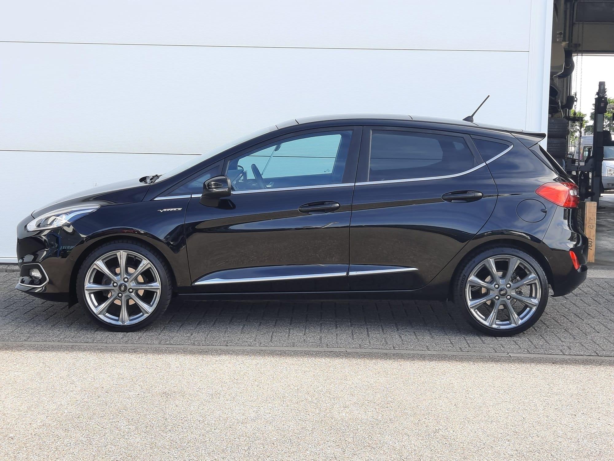 Ford Fiesta 1.0 EcoBoost Vignale | Met Panorama dak!, Auto's, Voorwielaandrijving, 125 pk, Gebruikt, Euro 6