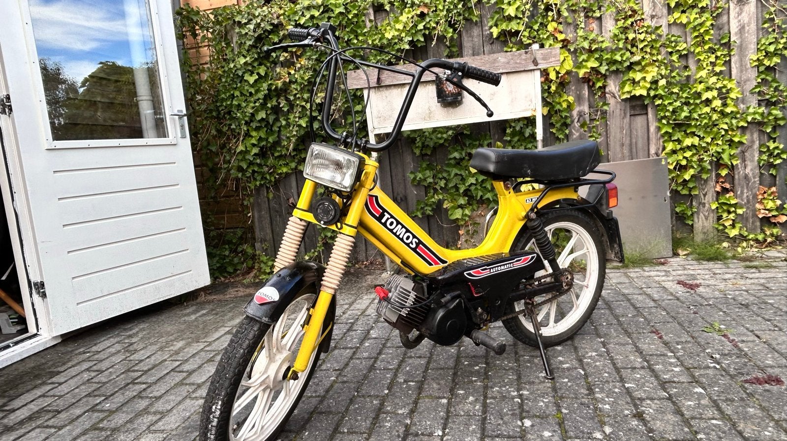 Tomos bromfiets - Geel, in goede staat, Ophalen, Gebruikt, Maximaal 45 km/u, Standard