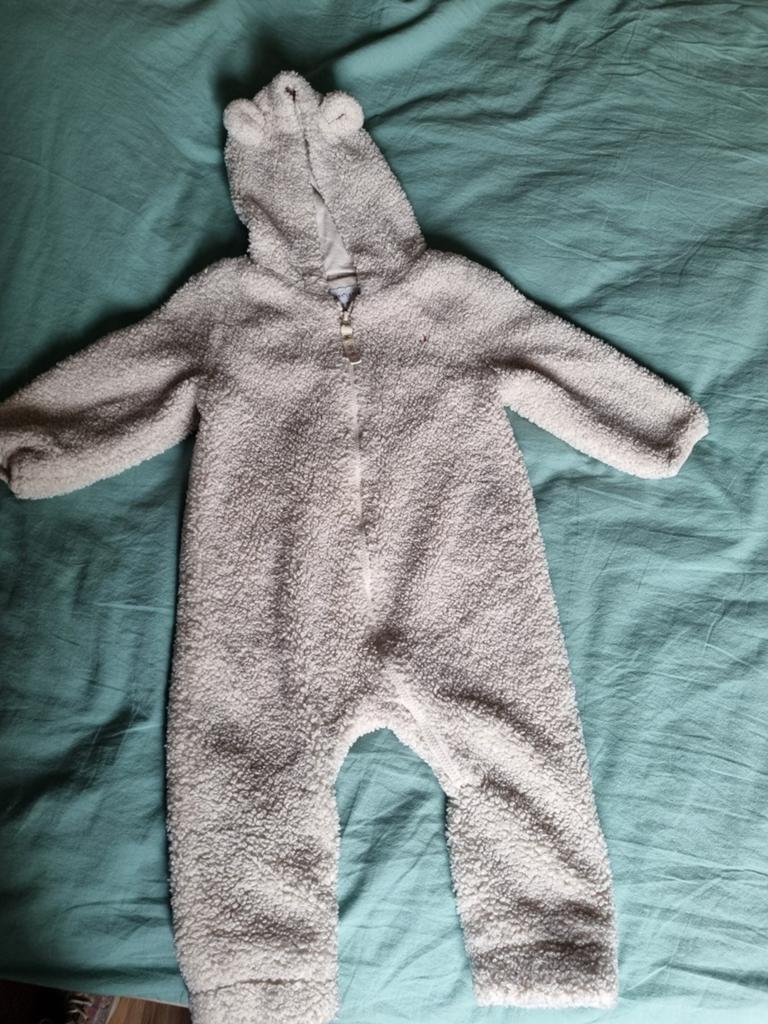 Baby buitenbak van teddystof - 12 maanden, Ophalen of Verzenden, Gebruikt, Jongetje of Meisje