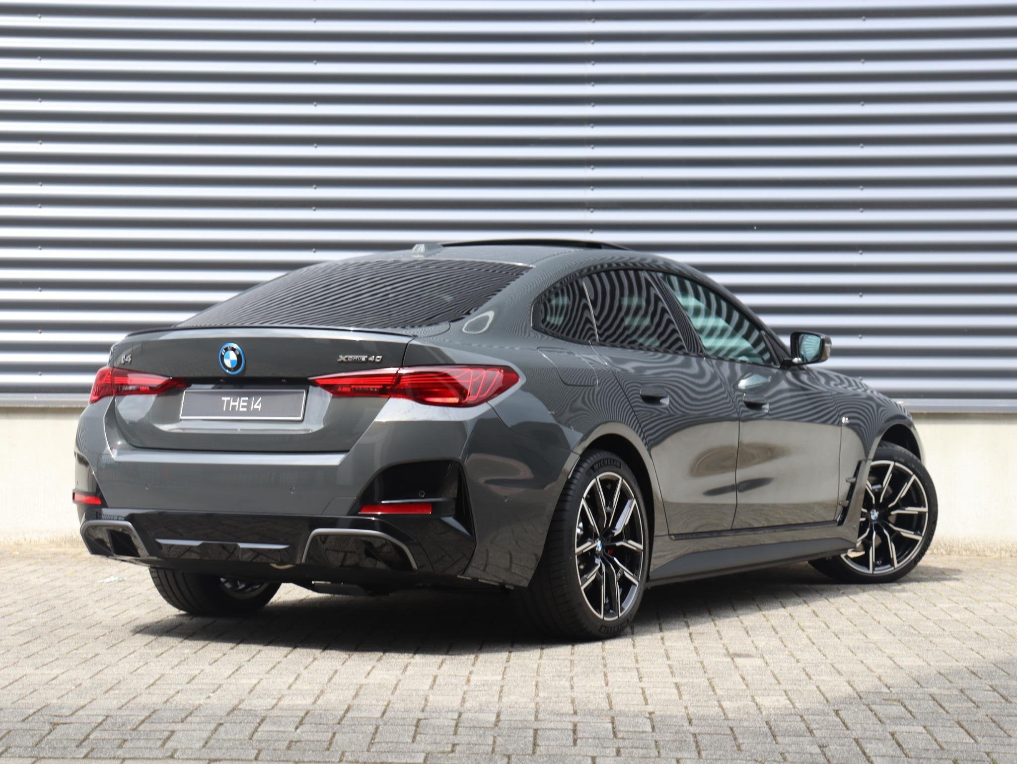 BMW i4 xDrive40 | M Sportpakket Pro | Innovation Pack | Comf, Auto's, 510 min, 547 km, 84 kWh, Te koop