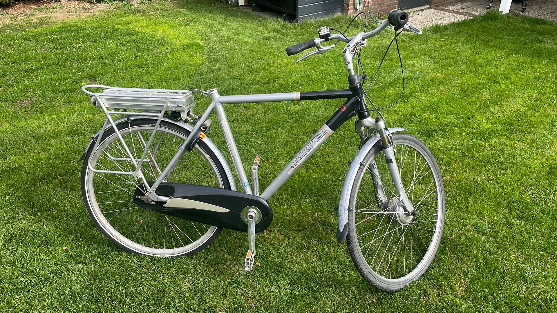Bikkel voor onderdelen
