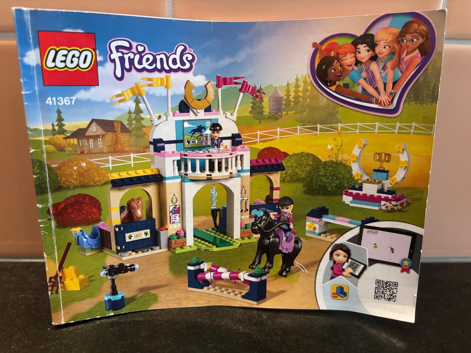 Lego friends manege helemaal compleet (nr 41367), Ophalen of Verzenden, Zo goed als nieuw