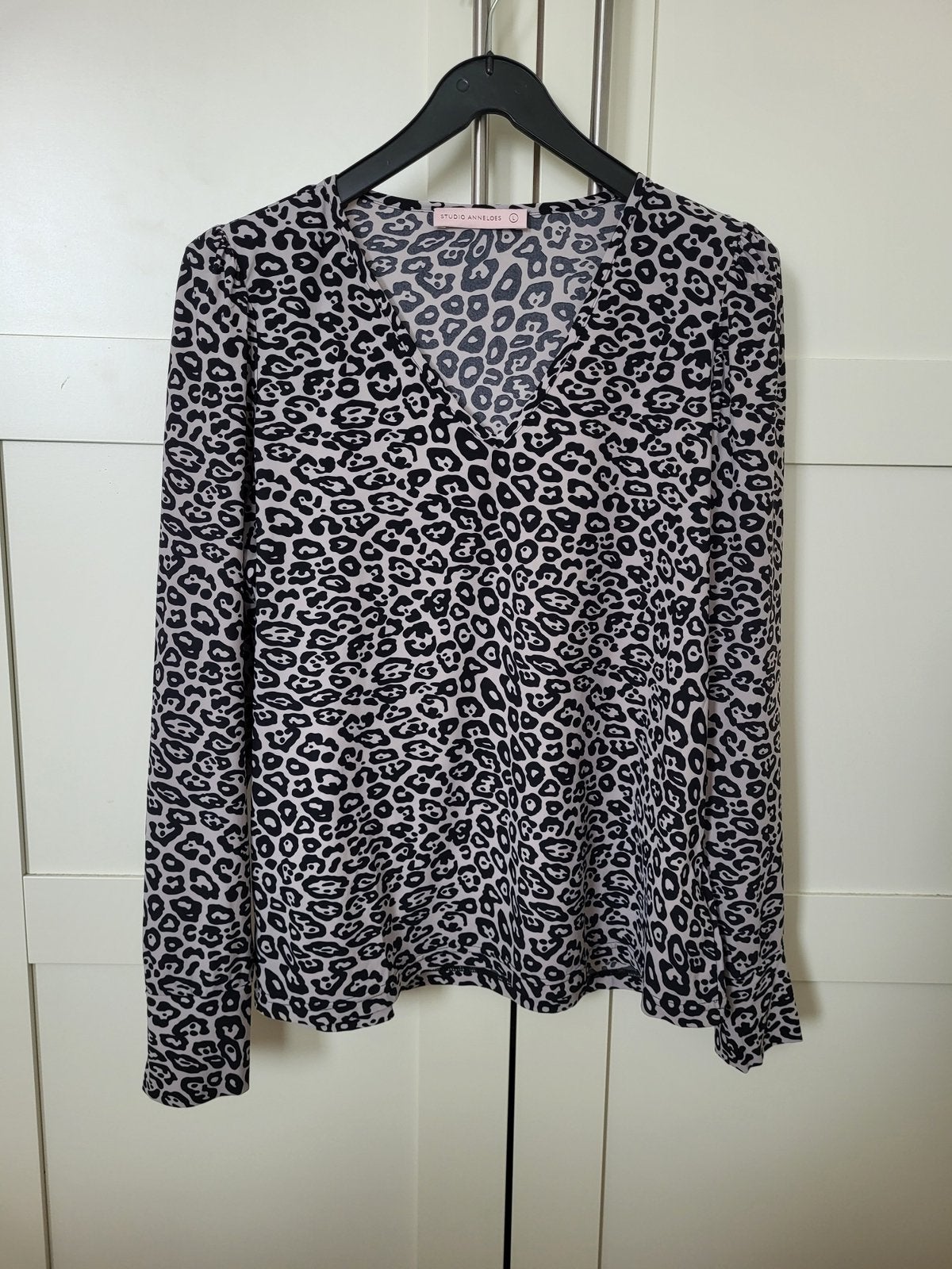 Studio Anneloes shirt Sophie leopard maat L zgan., Maat 38/40 (M), Studio Anneloes, Zwart, Ophalen of Verzenden
