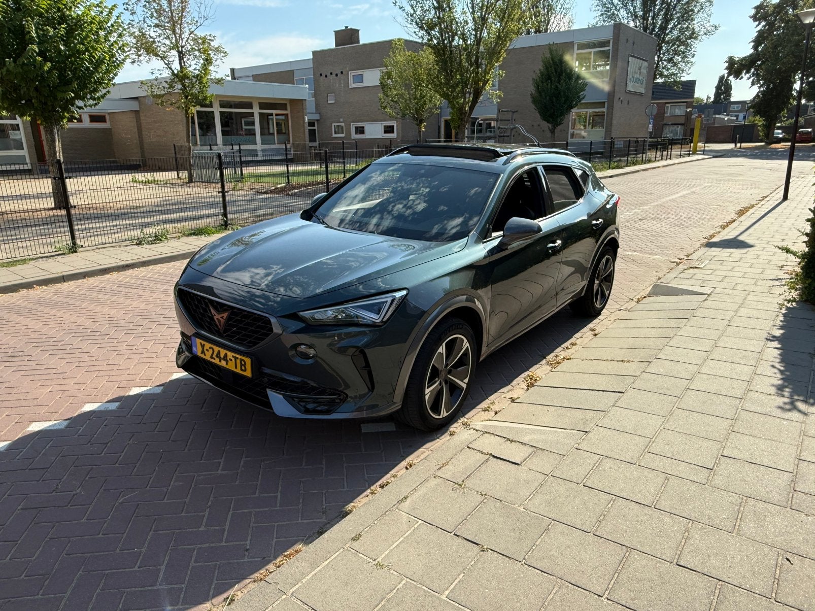 CUPRA Formentor 1.5 TSI DSG Full Option|Panorama|ACC| 2022, 15 km/l, 1498 cc, Zwart, Formentor