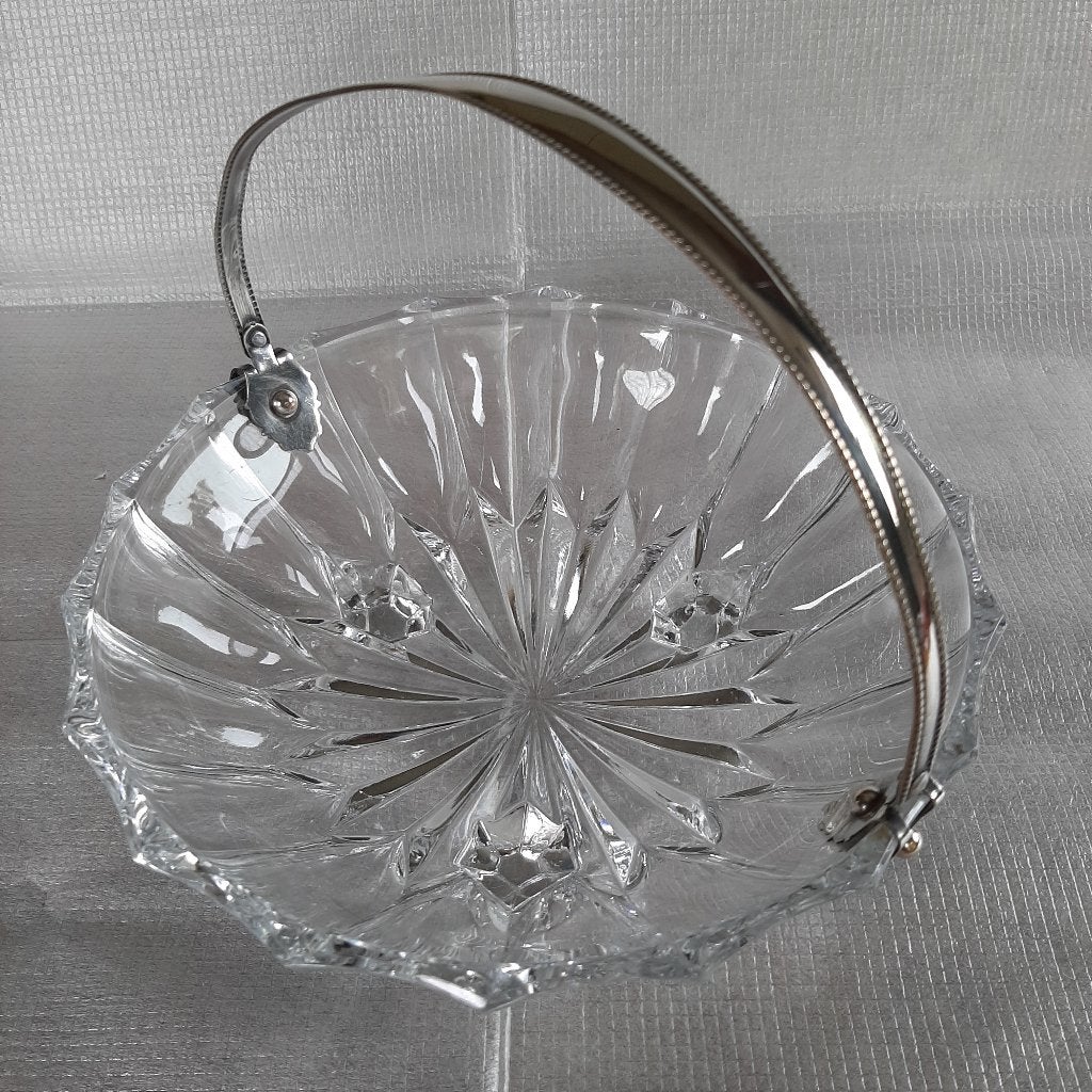 Vintage kristallen schaal met verzilverd(?) hengsel, Antiek en Kunst, Ophalen
