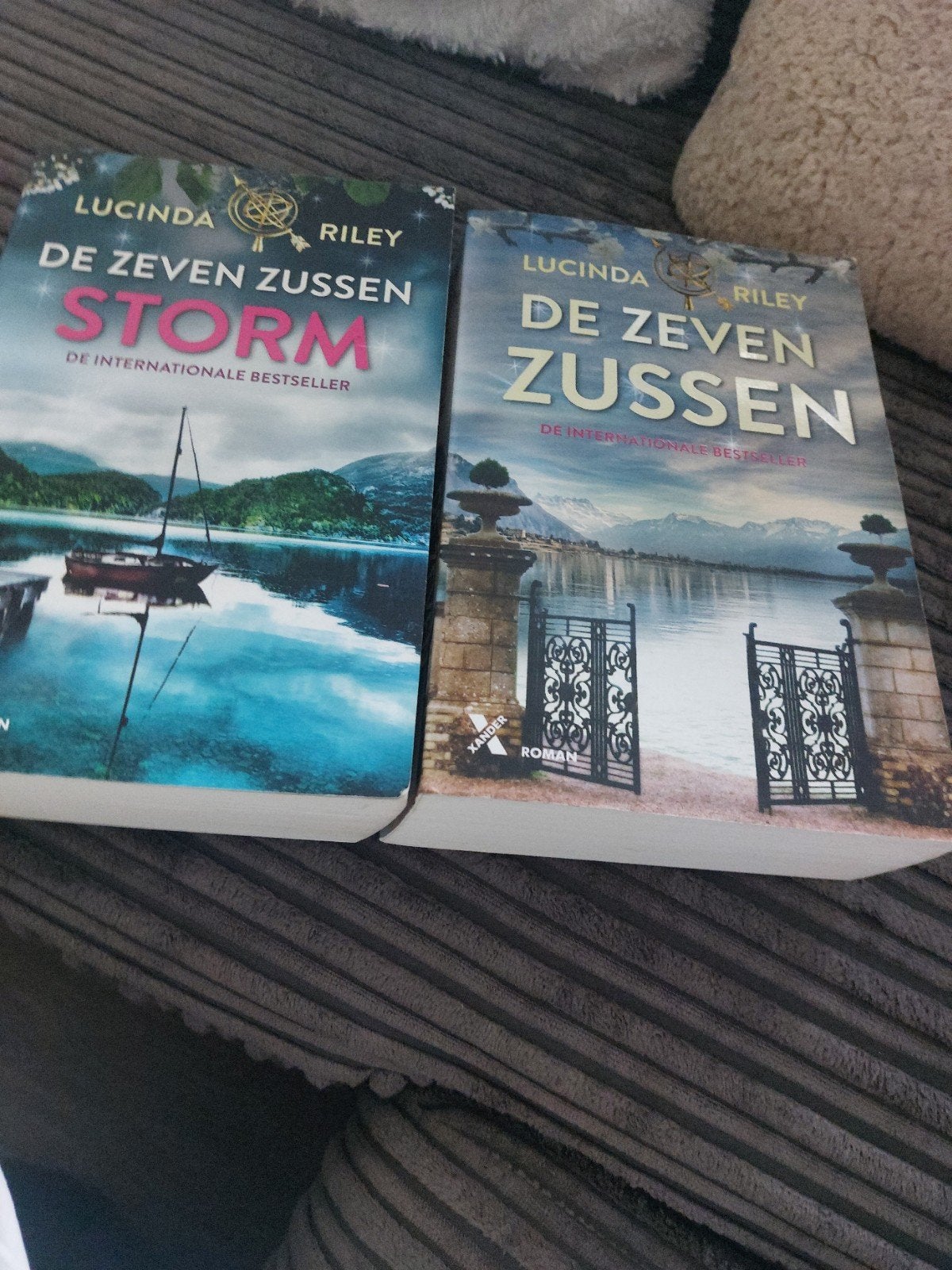 2 boeken van de 7 zussen, Boeken, Ophalen of Verzenden, Nieuw