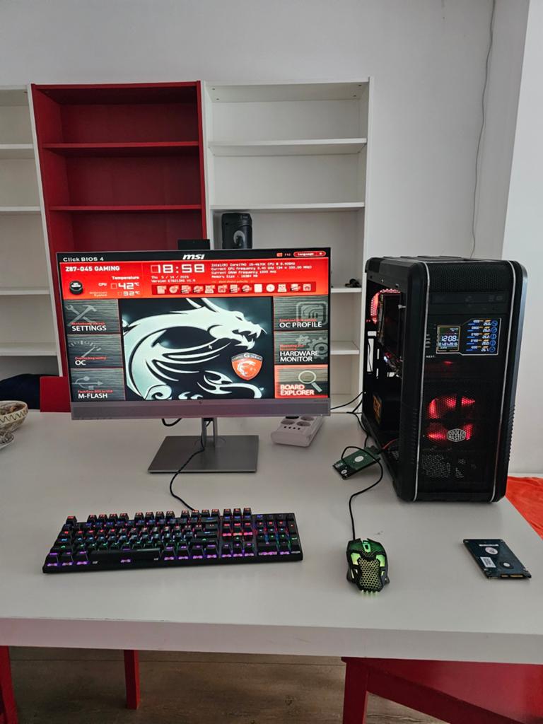Complete Gaming PC Setup: Monitor, Toetsenbord, Muis, Gebruikt, HDD, Gaming, 1 TB