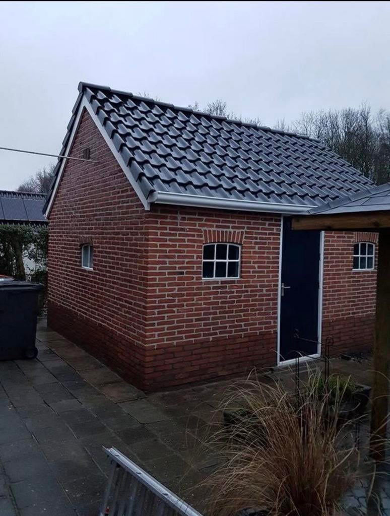 Voeger aangeboden, Ophalen, Zo goed als nieuw