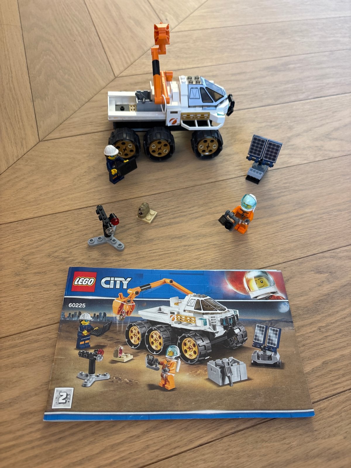 Lego City 60225 Rover Testvoertuig met Astronauten, City, Lego, Ophalen of Verzenden, Zo goed als nieuw