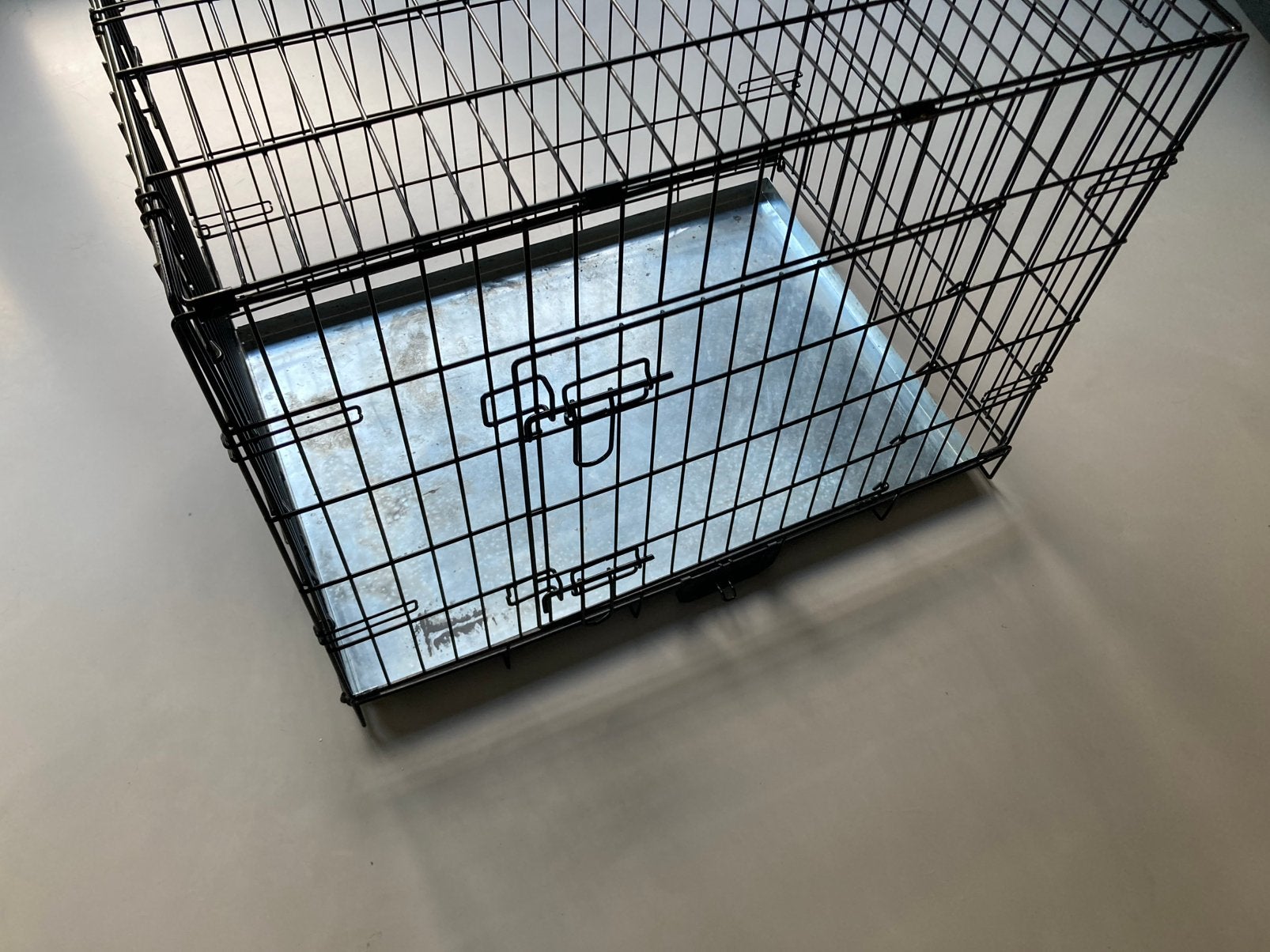 Honden bench zwart, Dieren en Toebehoren, Ophalen, Gebruikt