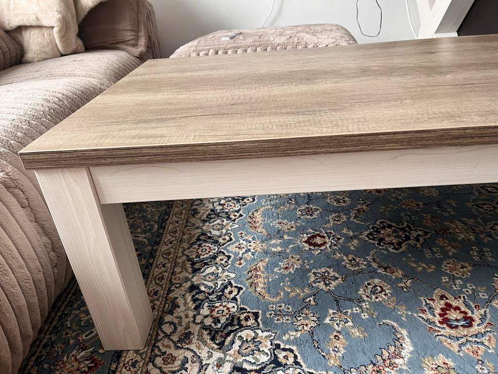 Moderne salon tafel met houtlook blad leenbakker, serie Lynn, Huis en Inrichting, Ophalen, 100 tot 150 cm, 50 tot 100 cm, Zo goed als nieuw