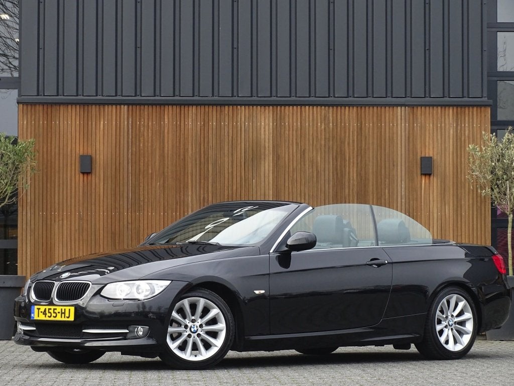 BMW 3 Serie Cabrio 320i 163PK / High Executive / 2012 / M-Sp, Auto's, BMW, Euro 5, 4 cilinders, 4 stoelen, Leder