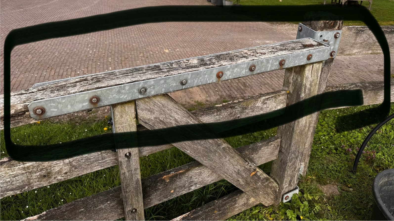Zware poort scharnier, Tuin en Terras, Tuinpoorten, Gebruikt, Ophalen of Verzenden, Hout, 200 cm of meer