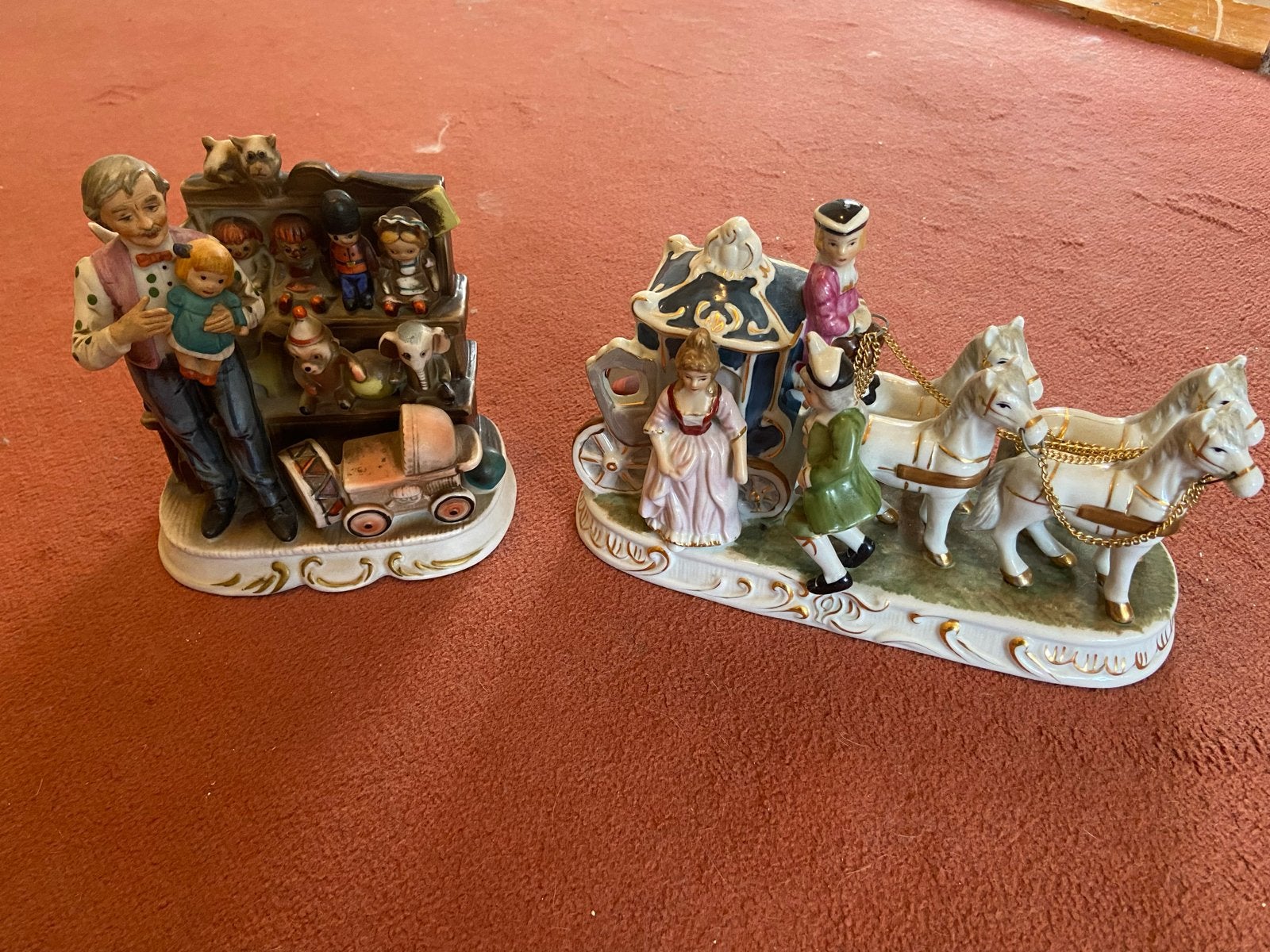 Vintage porseleinen beeldjes: speelgoedwinkel & koets, Ophalen, Gebruikt, Overige typen