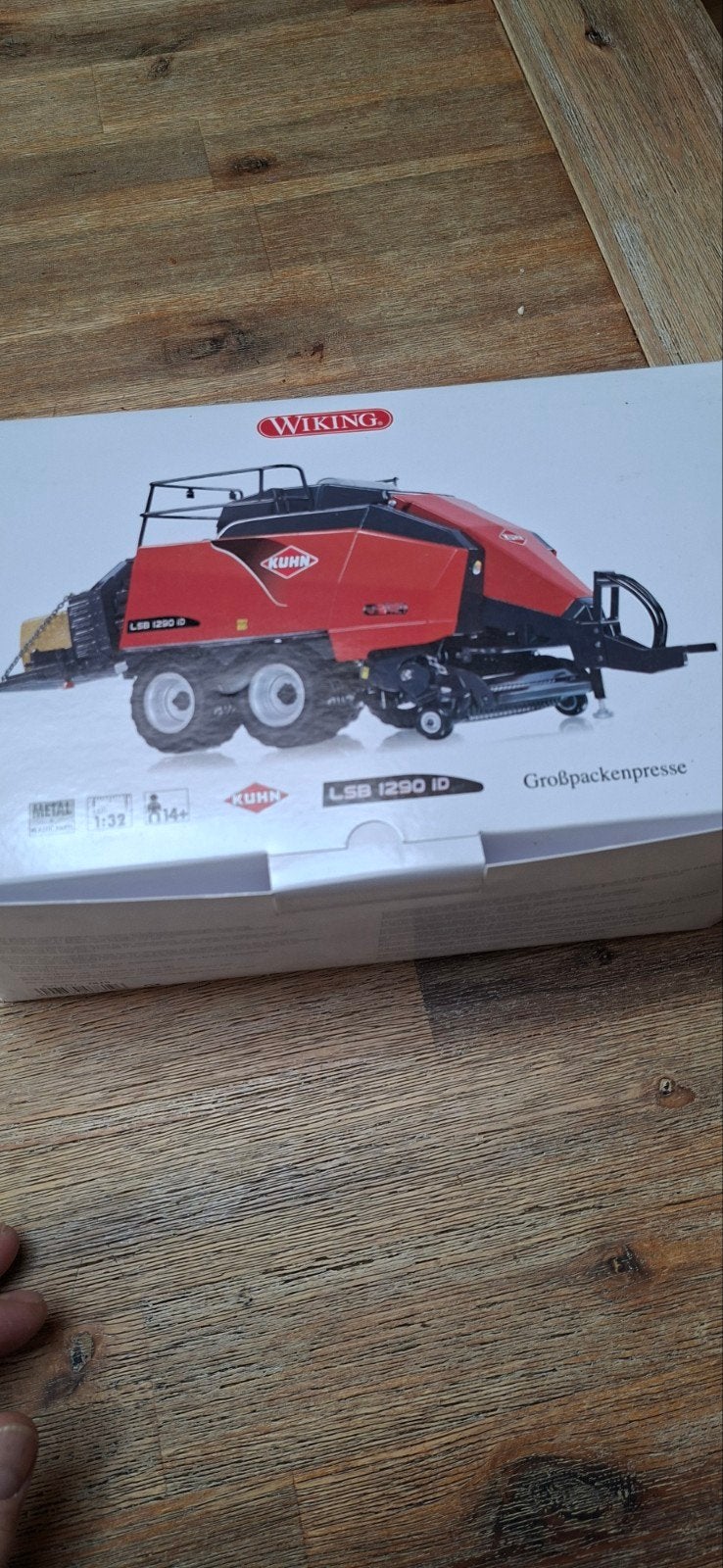 Kuhn lsb 1290 id grootbalenpers, Hobby en Vrije tijd, Modelauto's | 1:32, Ophalen of Verzenden, Nieuw, Tractor of Landbouw, Overige merken